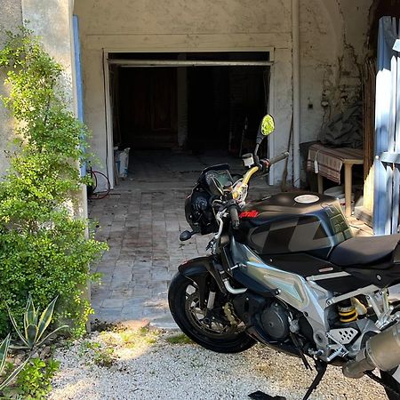 Les Dames De Saint Florent Exterior photo