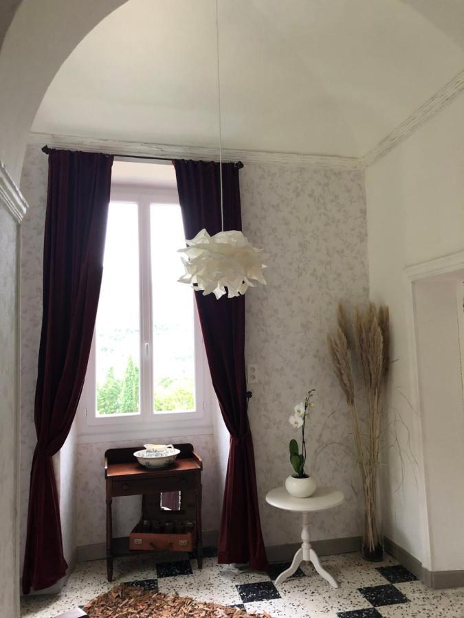 Les Dames De Saint Florent Exterior photo