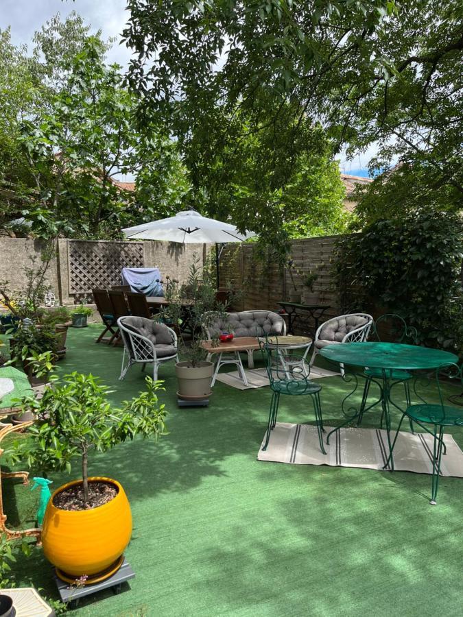 Les Dames De Saint Florent Exterior photo